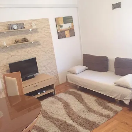 Apartment Petra Culina *