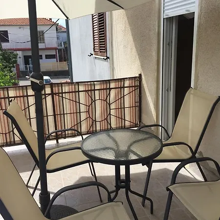 Apartment Petra Culina